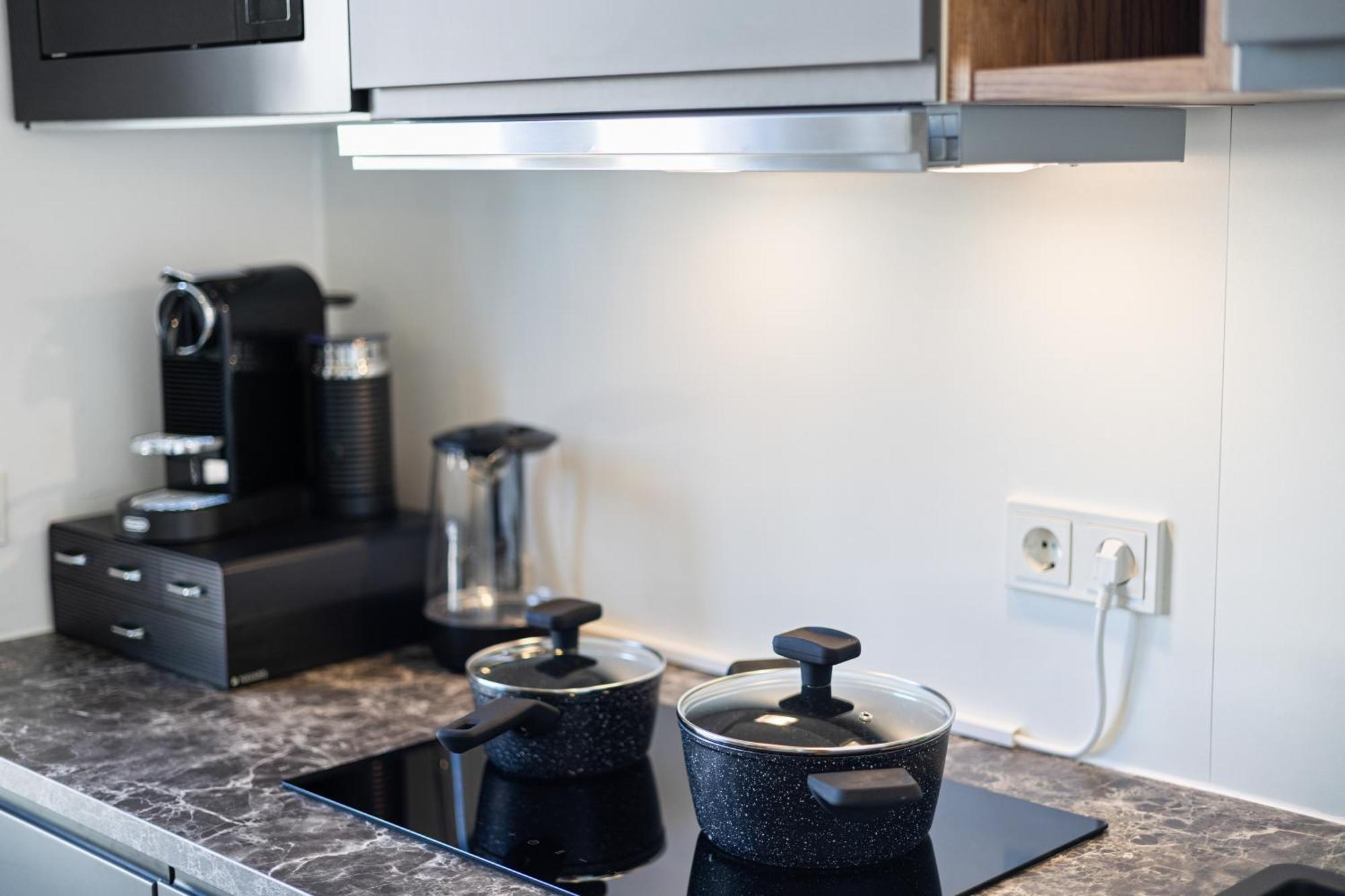 Svyvo Cologne - Serviced Apartments Ehrenfeld Стая снимка